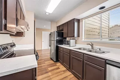 6701 Sands Point Drive #47, Houston, TX 77074 - Photo 4