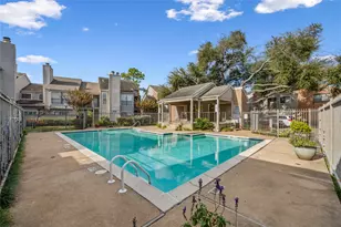 6701 Sands Point Dr, Houston, TX 77074 - Photo 14