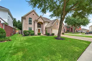 7023 Kemper Dr, Pasadena, TX 77505 - Photo 2