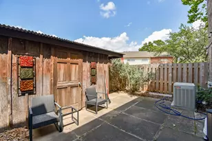 10488 Hammerly Blvd, Houston, TX 77043 - Photo 28