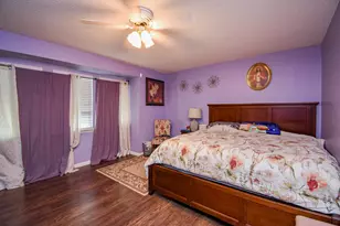 10488 Hammerly Blvd, Houston, TX 77043 - Photo 18