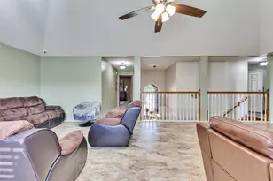 8914 Beawood Dr, Houston, TX 77083 - Photo 22