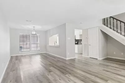 17225 Saturn Lane, Houston, TX 77058 - Photo 10