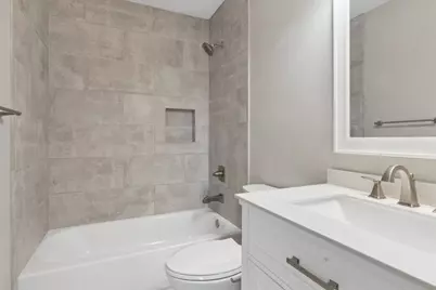 17225 Saturn Lane, Houston, TX 77058 - Photo 24