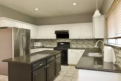 16306 Ash Point Lane, Sugar Land, TX 77498 - Photo 12