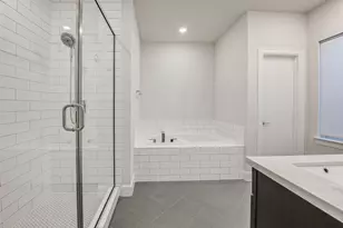 339 Eado Park Cir, Houston, TX 77020 - Photo 18