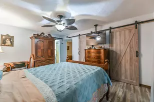 411 Sailfish St, Freeport, TX 77541 - Photo 10