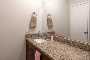 2010 Caplin St, Houston, TX 77026 - Photo 8