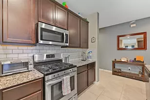 714 Calm Ct, Rosharon, TX 77583 - Photo 8