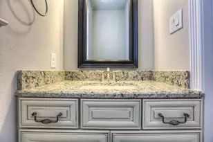 19 Cohasset Pl, Tomball, TX 77375 - Photo 10