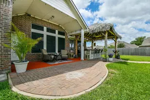 202 Bailey Brook Ln, Dickinson, TX 77539 - Photo 30