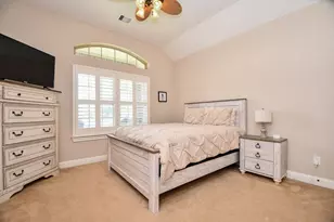 202 Bailey Brook Ln, Dickinson, TX 77539 - Photo 8