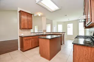 5327 Laura Lee Ln, Pasadena, TX 77504 - Photo 10