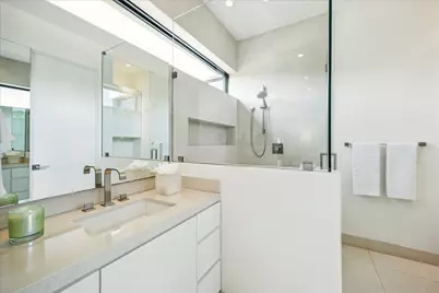 311 Brown Saddle Street, Houston, TX 77057 - Photo 32