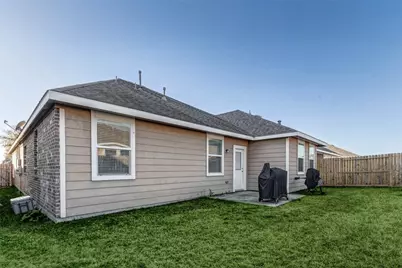 8330 Bay Oaks Drive, Baytown, TX 77523 - Photo 32