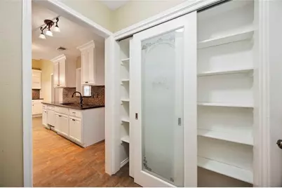 13882 Hollowgreen Drive #810, Houston, TX 77082 - Photo 16