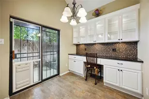 13882 Hollowgreen Dr, Houston, TX 77082 - Photo 10