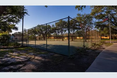 13882 Hollowgreen Drive #810, Houston, TX 77082 - Photo 36