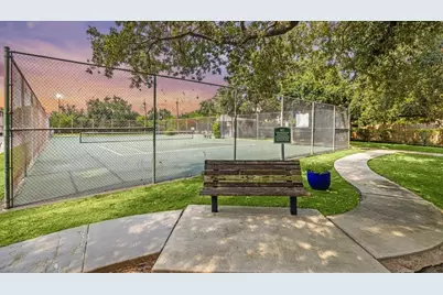 13882 Hollowgreen Drive #810, Houston, TX 77082 - Photo 38