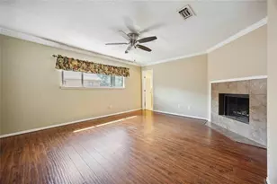 13882 Hollowgreen Dr, Houston, TX 77082 - Photo 22