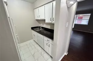 1420 Hawthorne St, Houston, TX 77006 - Photo 6