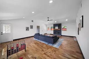 701 W 39th St, Houston, TX 77018 - Photo 32