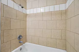 120 Fern Ln, Highlands, TX 77562 - Photo 26