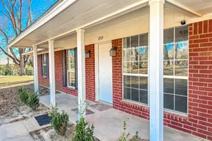 2010 Salt Works Rd, Palestine, TX 75803 - Photo 2