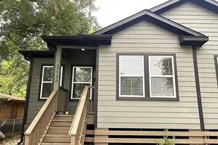 5779 Belarbor St, Houston, TX 77033 - Photo 2
