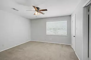 413 W Semands Ave, Conroe, TX 77301 - Photo 8