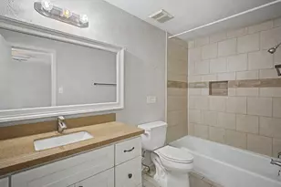 413 W Semands Ave, Conroe, TX 77301 - Photo 8