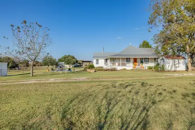 13752 Whitman Road, Brenham, TX 77833 - Photo 2