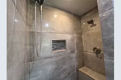 910 Royal Oak Drive, Dickinson, TX 77539 - Photo 24