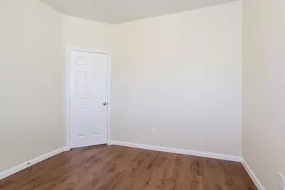 8606 Chaletford Drive, Houston, TX 77044 - Photo 8