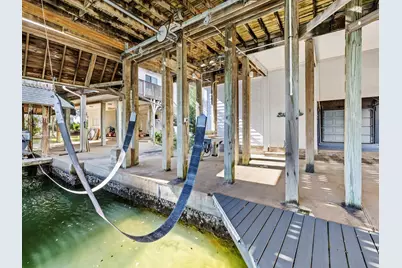 334 Paradise Drive, Tiki Island, TX 77554 - Photo 34