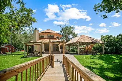 129 Selkirk Drive, Bay City, TX 77414 - Photo 1