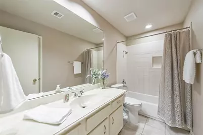 9907 Sageorchard Lane, Houston, TX 77089 - Photo 32