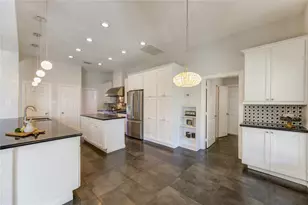 309 Oak Creek Dr, League City, TX 77573 - Photo 14