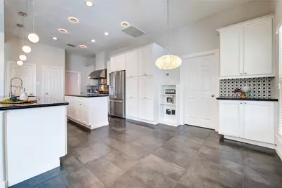 309 Oak Creek Drive, League City, TX 77573 - Photo 6