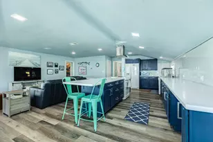 13135 Gulf Beach Dr, Freeport, TX 77541 - Photo 18