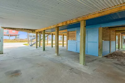 13135 Gulf Beach Drive, Freeport, TX 77541 - Photo 36