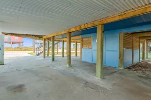 13135 Gulf Beach Dr, Freeport, TX 77541 - Photo 36