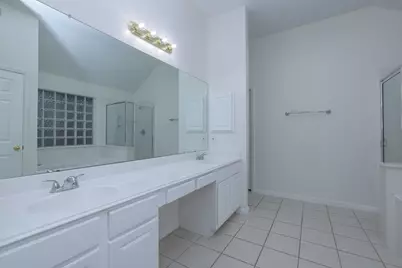 10997 Mercer Estates Court, Conroe, TX 77385 - Photo 32