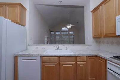 10997 Mercer Estates Court, Conroe, TX 77385 - Photo 18