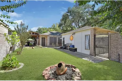 7415 San Simeon Drive, Houston, TX 77083 - Photo 2