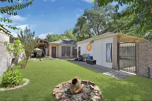 7415 San Simeon Dr, Houston, TX 77083 - Photo 2