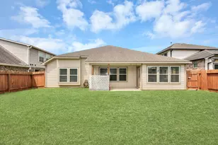 731 Rim Water Dr, Alvin, TX 77511 - Photo 20