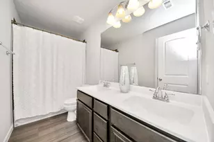 731 Rim Water Dr, Alvin, TX 77511 - Photo 18