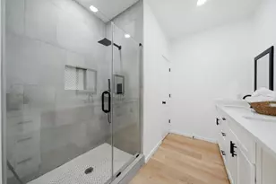 612 Austin St, West Columbia, TX 77486 - Photo 24