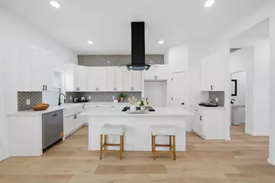 612 Austin Street, West Columbia, TX 77486 - Photo 8